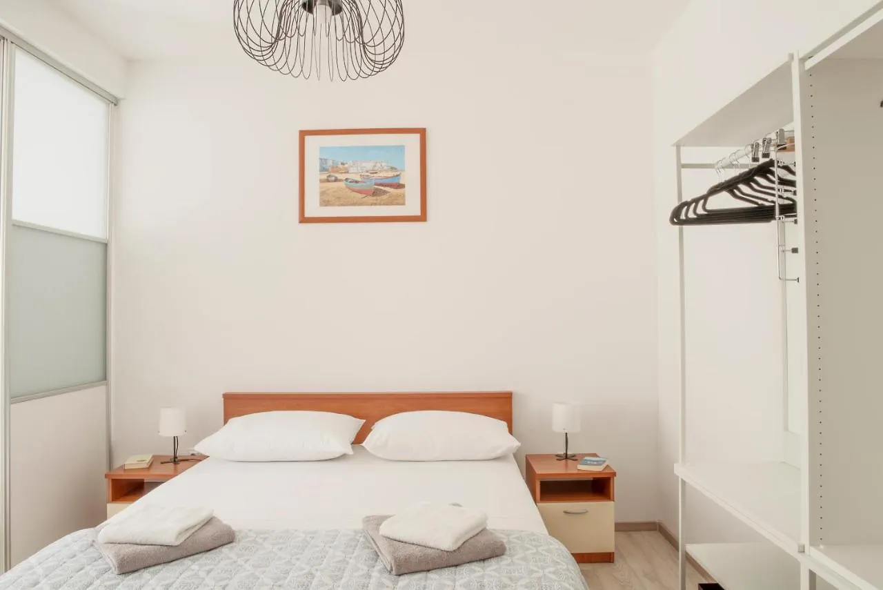 Apartmani Vudrag Trogir 0*,  Croatia