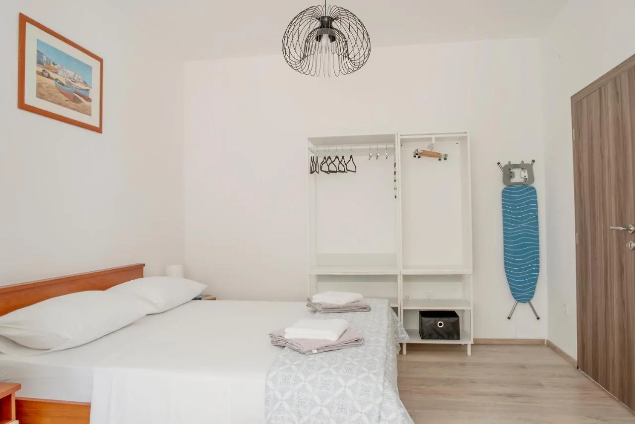 Apartmani Vudrag Trogir 0*,